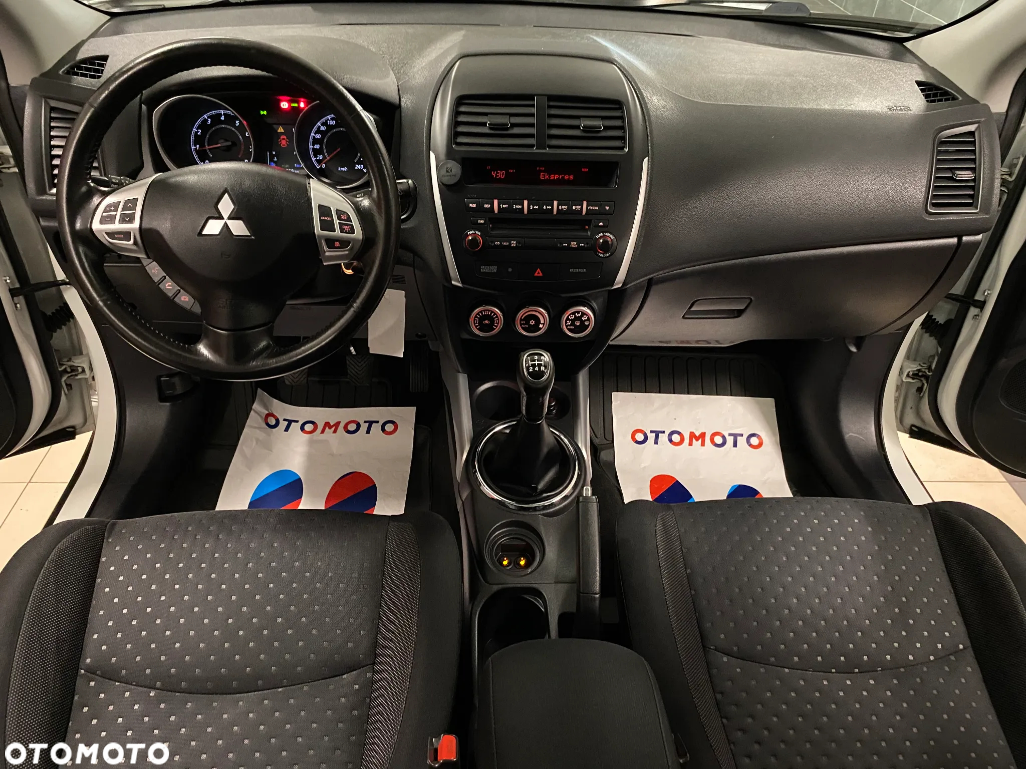 Mitsubishi ASX 1.6 Cool Edition - 13