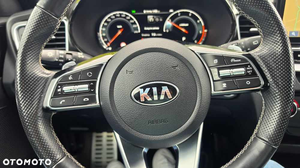 Kia ProCeed 1.6 CRDi GT Line DCT - 22