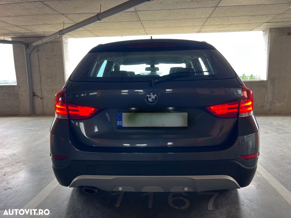 BMW X1 xDrive20d - 8