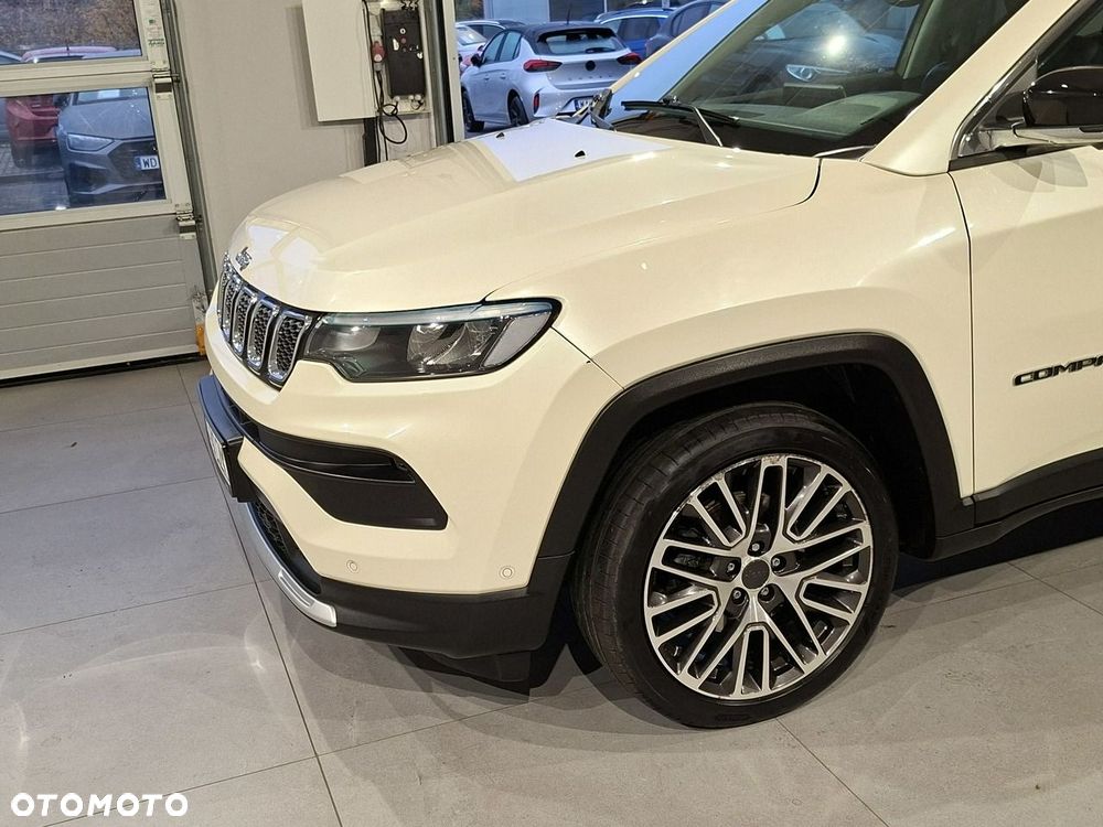 Jeep Compass - 30