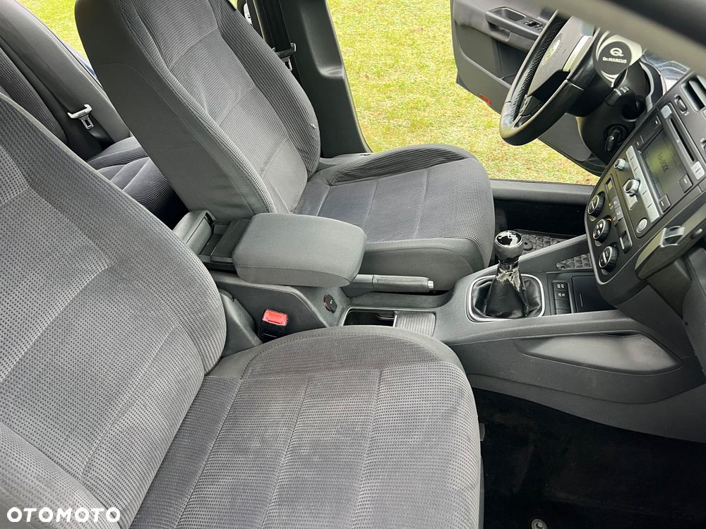 Volkswagen Golf 1.9 TDI Comfortline - 8