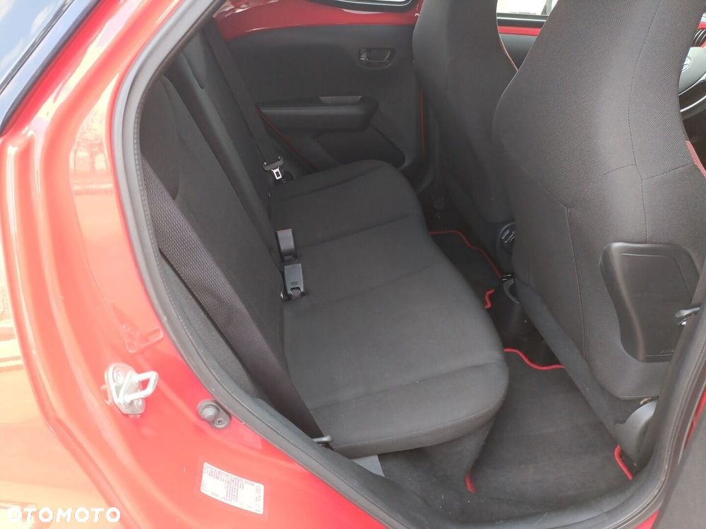 Toyota Aygo - 12