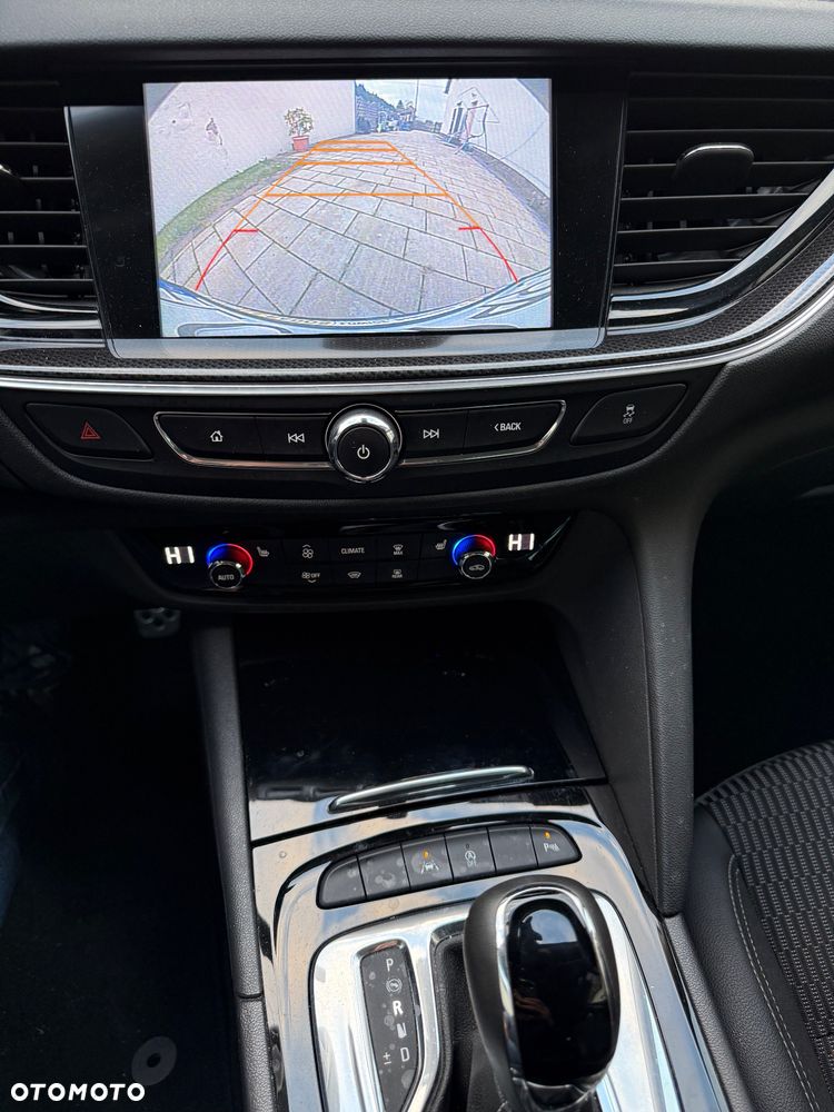 Opel Insignia - 22
