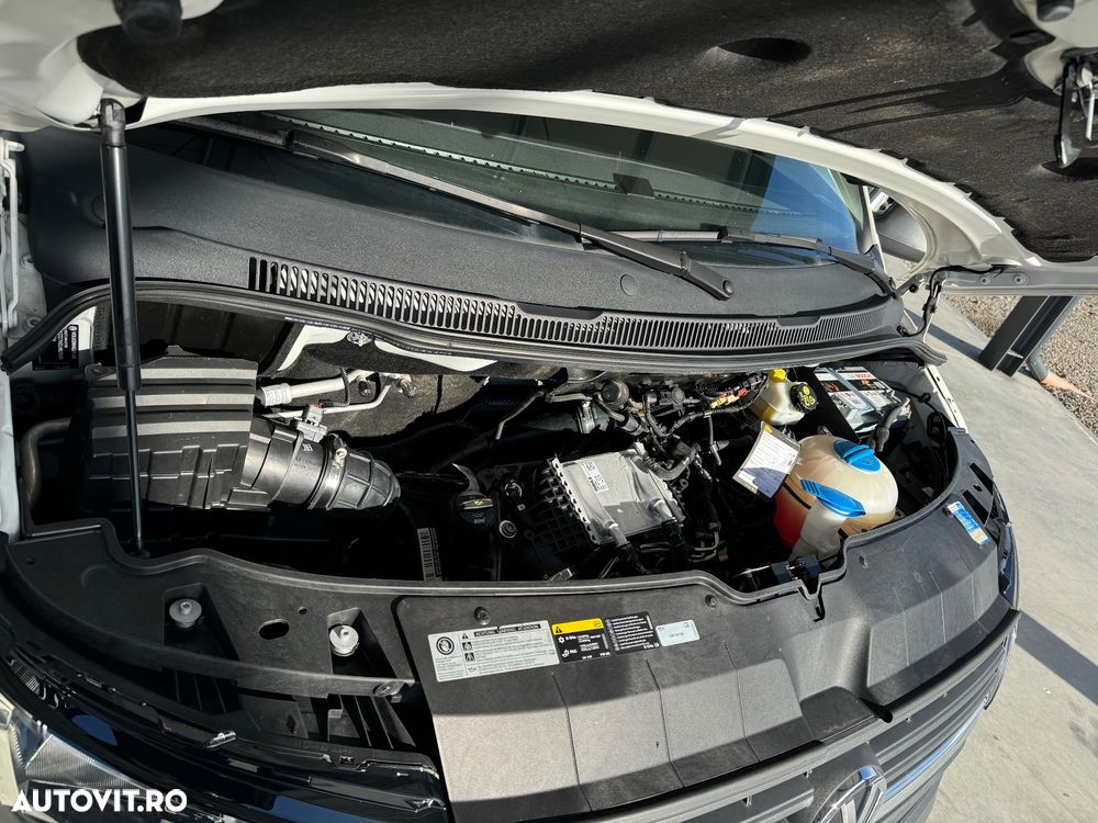 Volkswagen Transporter T6.1 - 23
