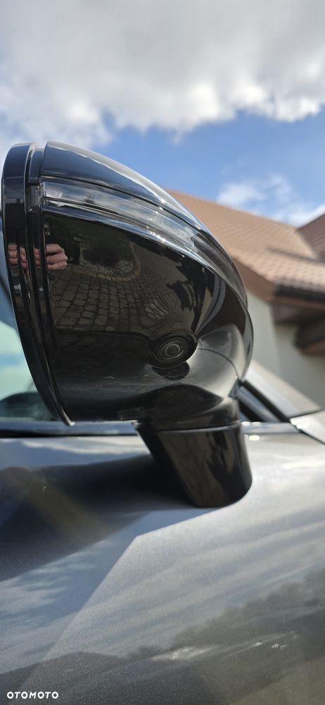 Porsche Cayenne - 25