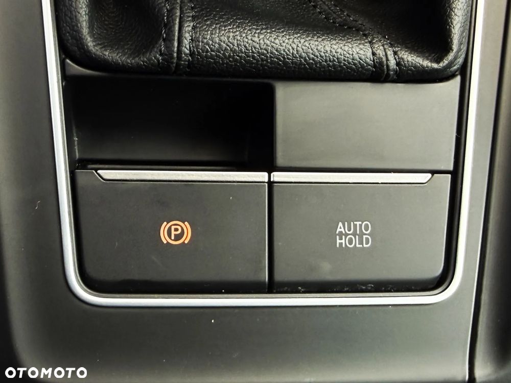 Volkswagen Golf 2.0 TDI Life - 39