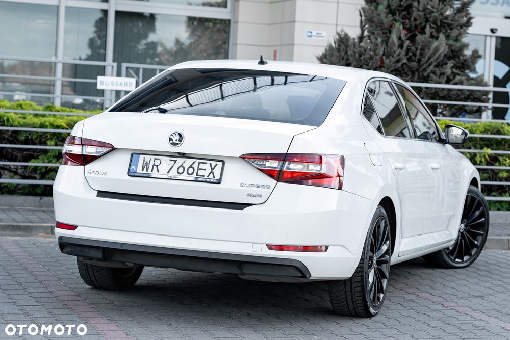 Skoda Superb 2.0 TDI 4x4 DSG L&K - 13