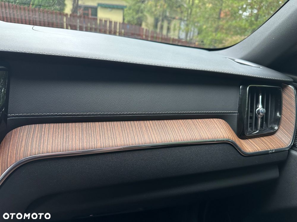 Volvo XC 60 T6 AWD Inscription - 16
