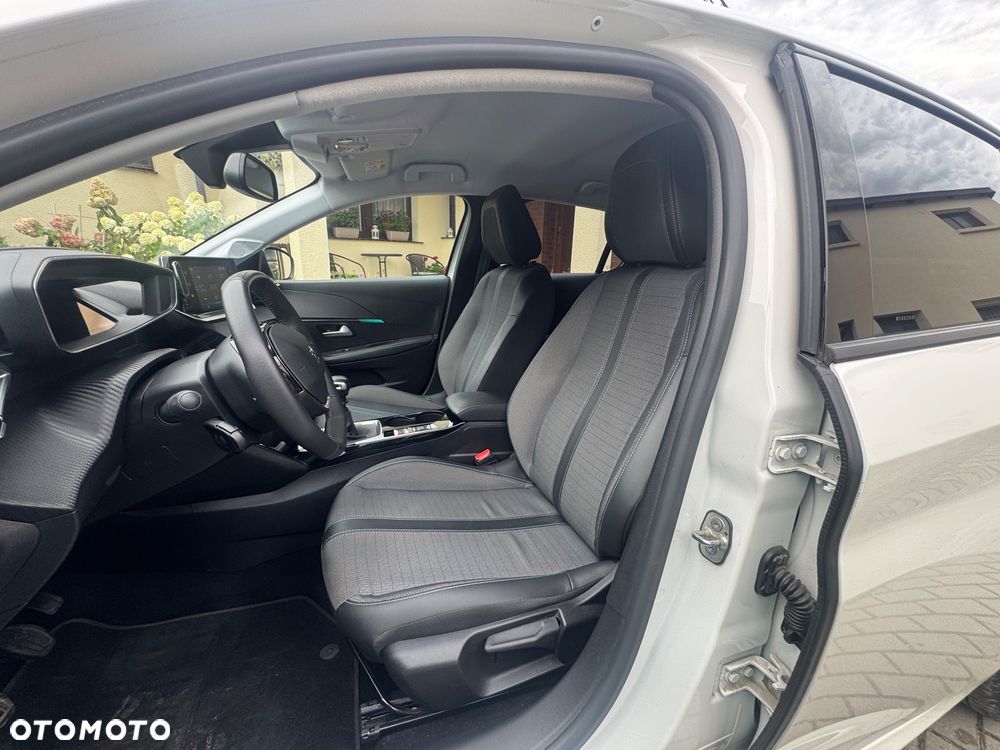 Peugeot 208 PureTech 100 Allure Pack - 12