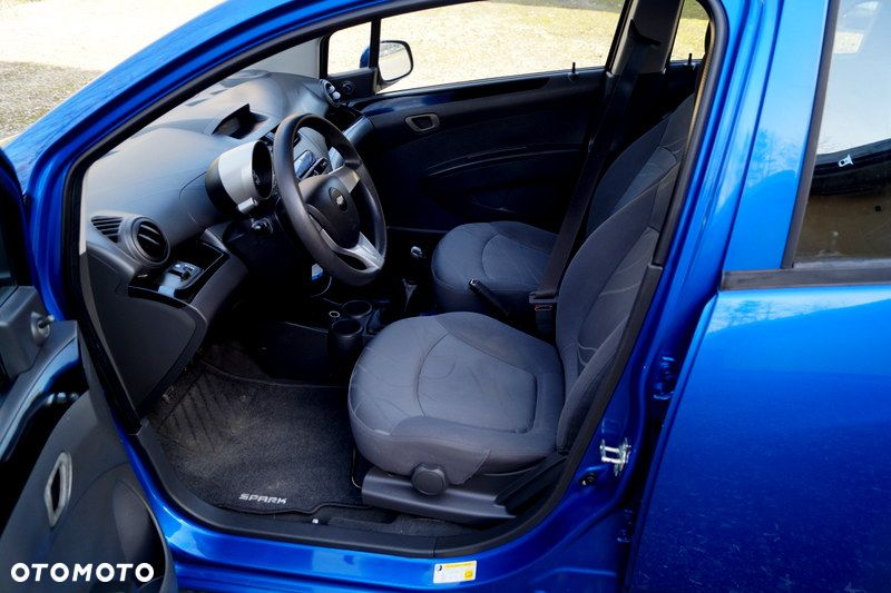 Chevrolet Spark 1.0 EcoLogic LS - 10