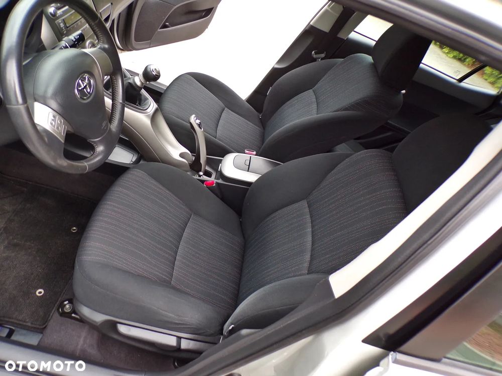 Toyota Auris 1.4 D-4D Life+ - 20