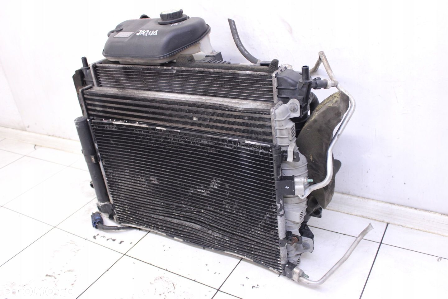 KOMPLET CHŁODNIC WENTYLATOR JAGUAR S-TYPE 2.7 D - 8