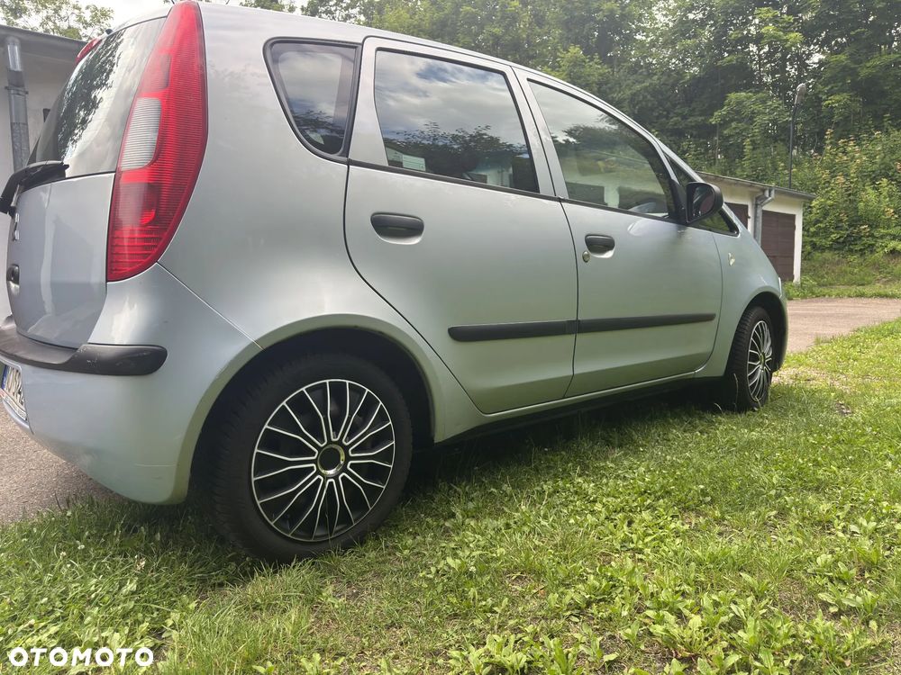 Mitsubishi Colt 1.1 Inform - 9