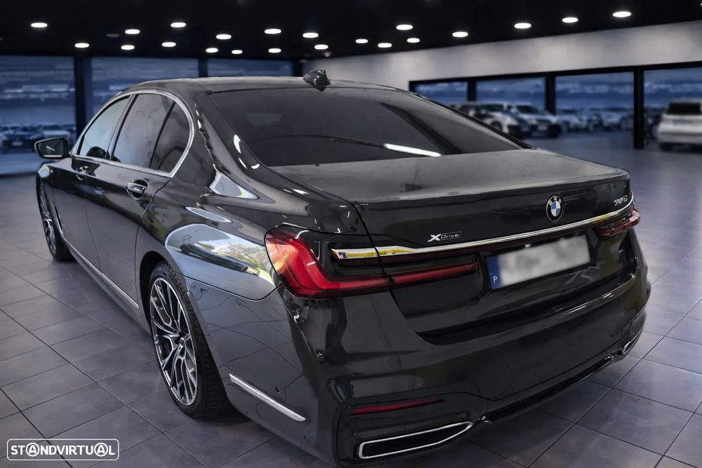 BMW 740 d xDrive Pack M Auto - 5