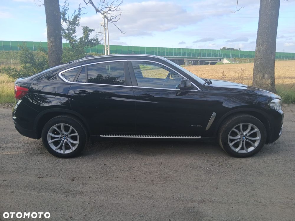 BMW X6 xDrive30d - 11