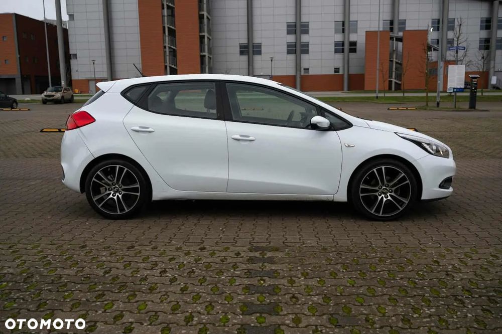 Kia Ceed 1.4 CVVT Attract - 7