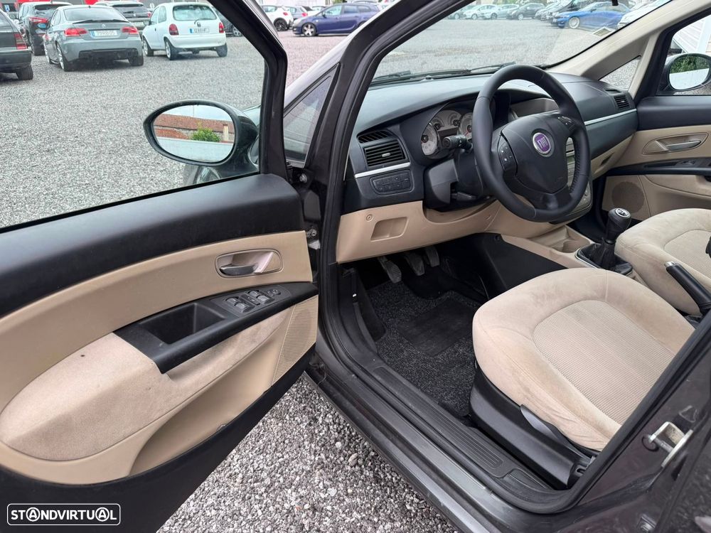 Fiat Linea 1.3 M-Jet Emotion - 19