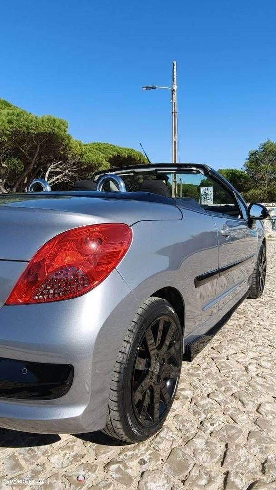 Peugeot 207 CC 1.6 HDi Sport FAP - 19