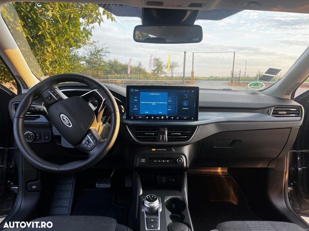 Ford Focus 1.5 EcoBlue 8AT Active - 14
