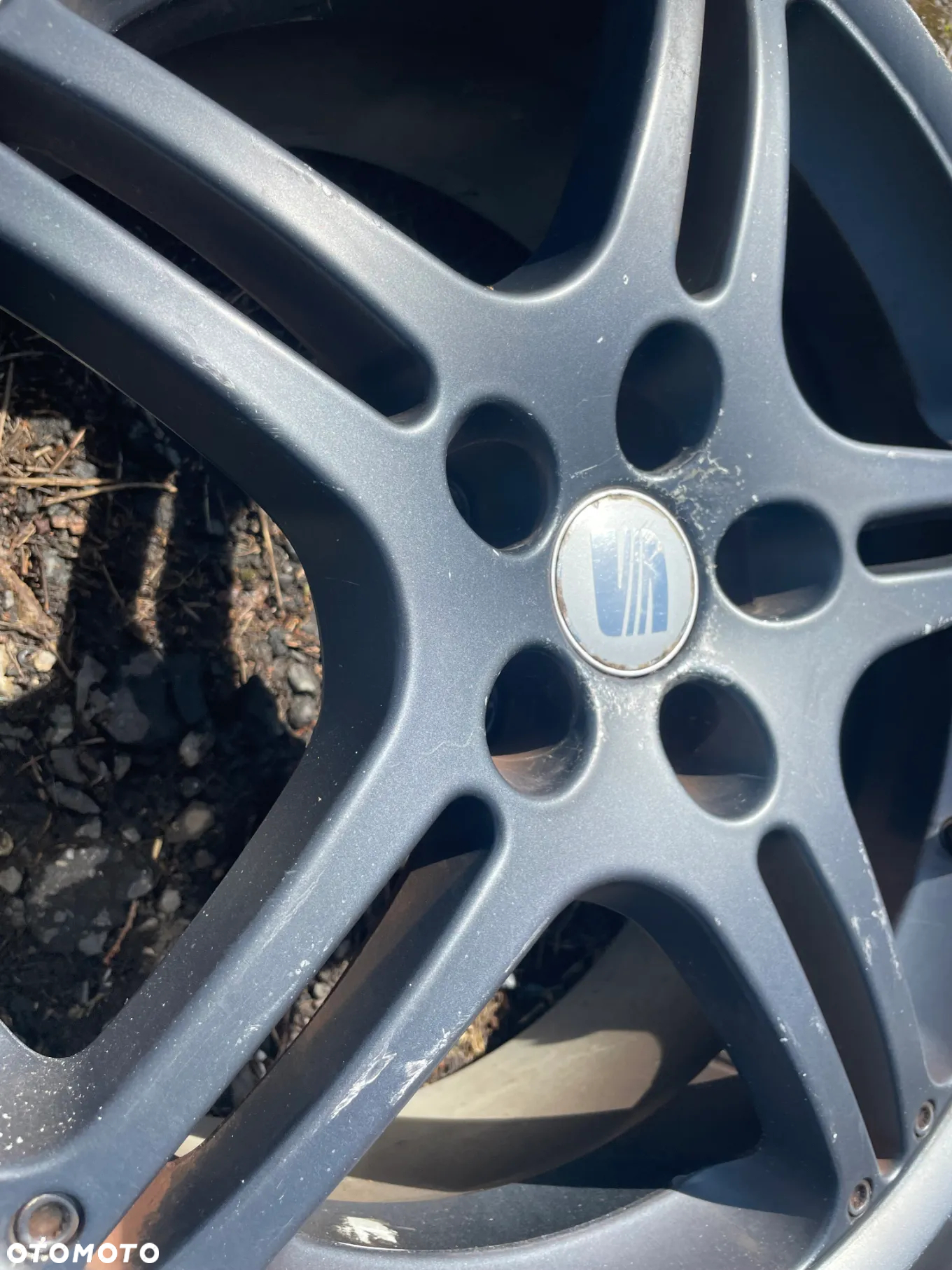 FELGI ALUMINIOWE CZARNE SEAT LEON I TOLEDO II 5X100 17' ET35 - 13