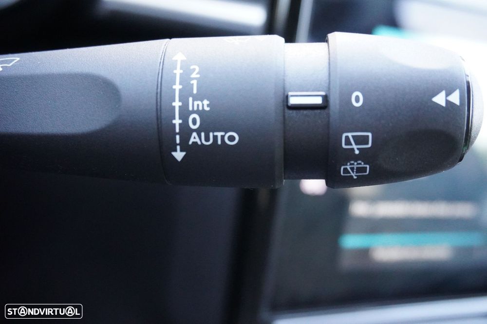 Citroën C3 1.2 PureTech Shine - 22