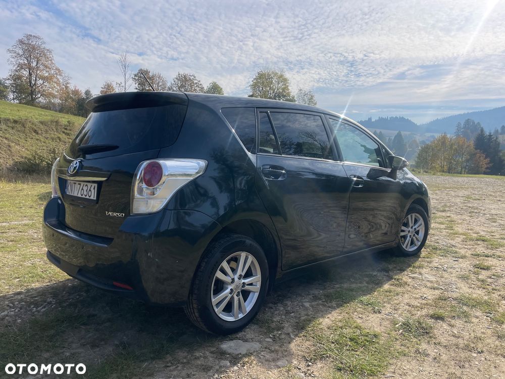 Toyota Verso 2013 photo 4