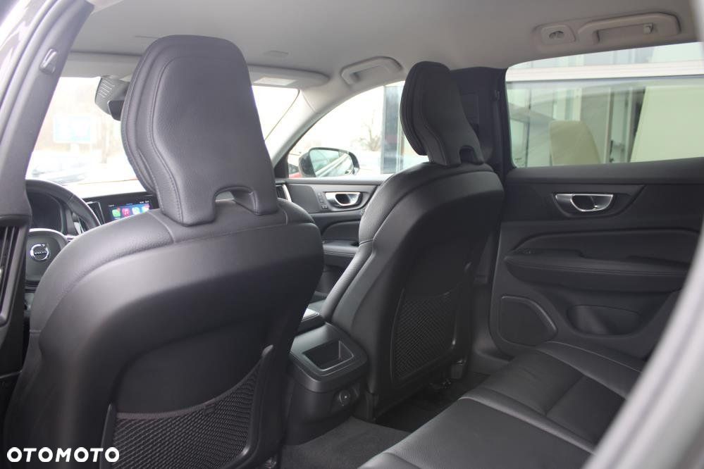 Volvo V60 - 11