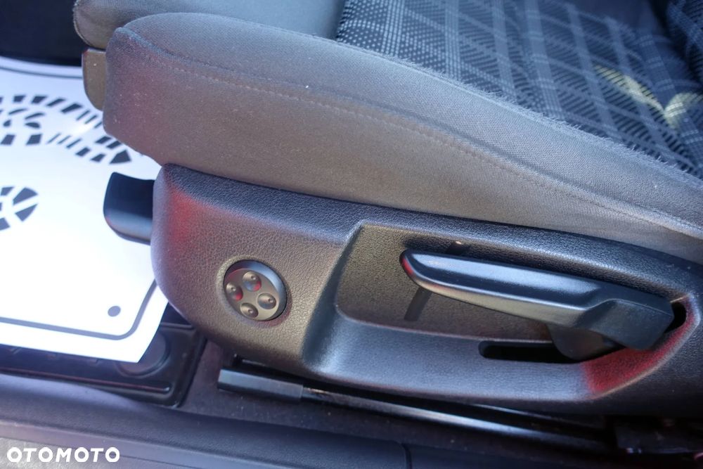 Audi A4 Avant 2.0 TFSI Ambition - 26