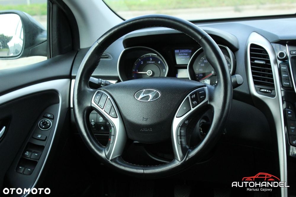 Hyundai i30 - 21