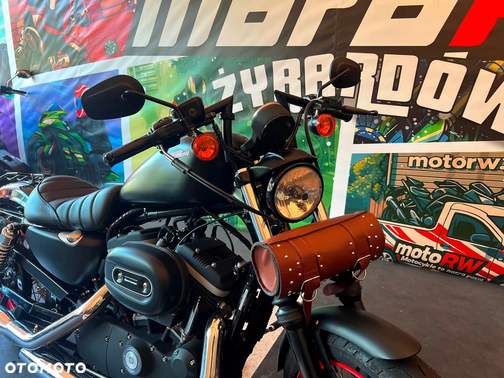 Harley-Davidson Sportster Iron 883 - 10