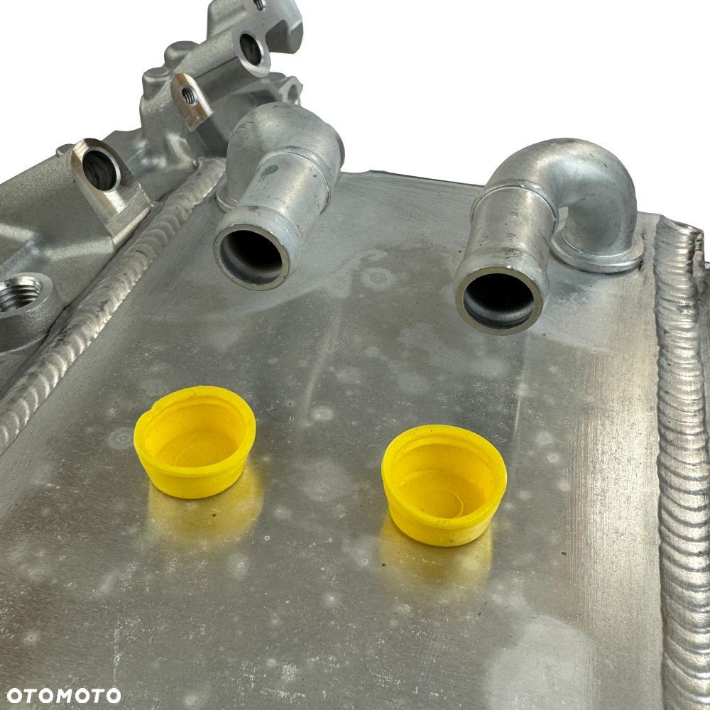 Kolektor ssący AUDI SEAT SKODA VW chłodnica powietrza dolotowego 04L129711M - 5