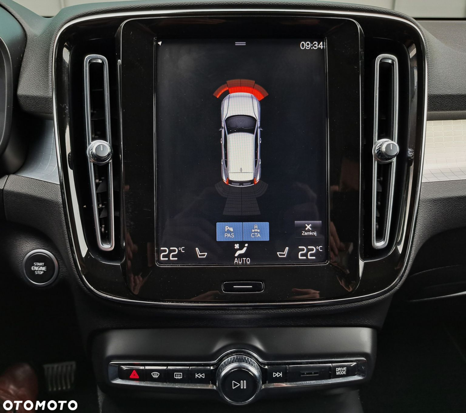 Volvo XC 40 - 23
