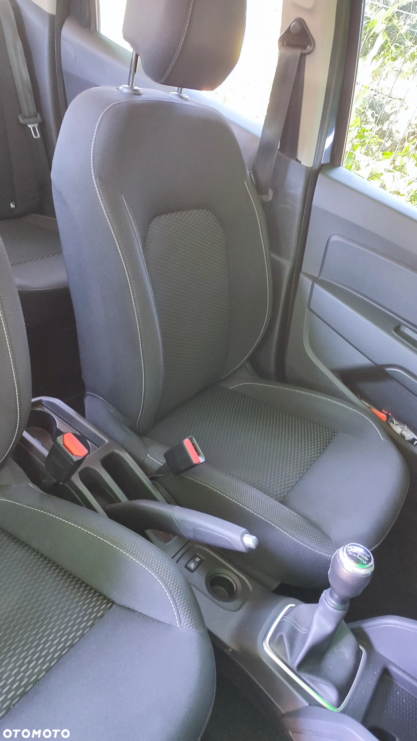 Dacia Duster TCe 100 2WD Comfort - 20