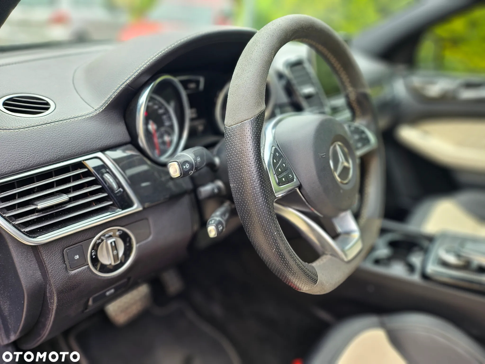 Mercedes-Benz GLE AMG 43 4-Matic - 11