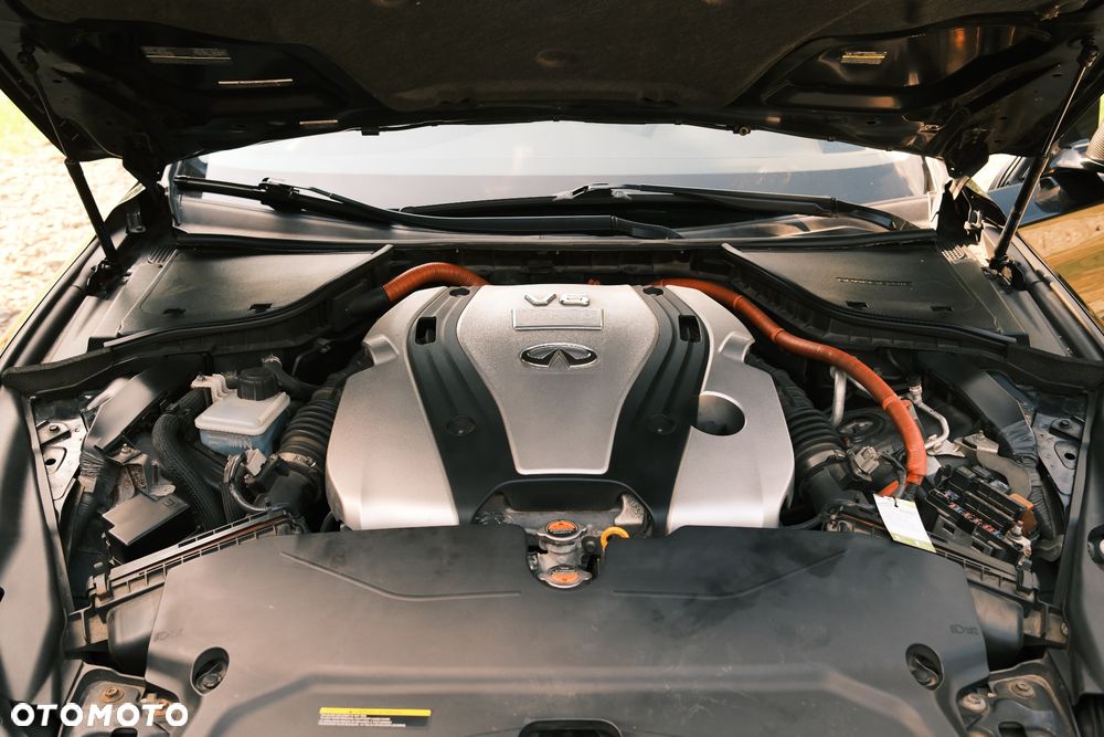 Infiniti Q50 - 23