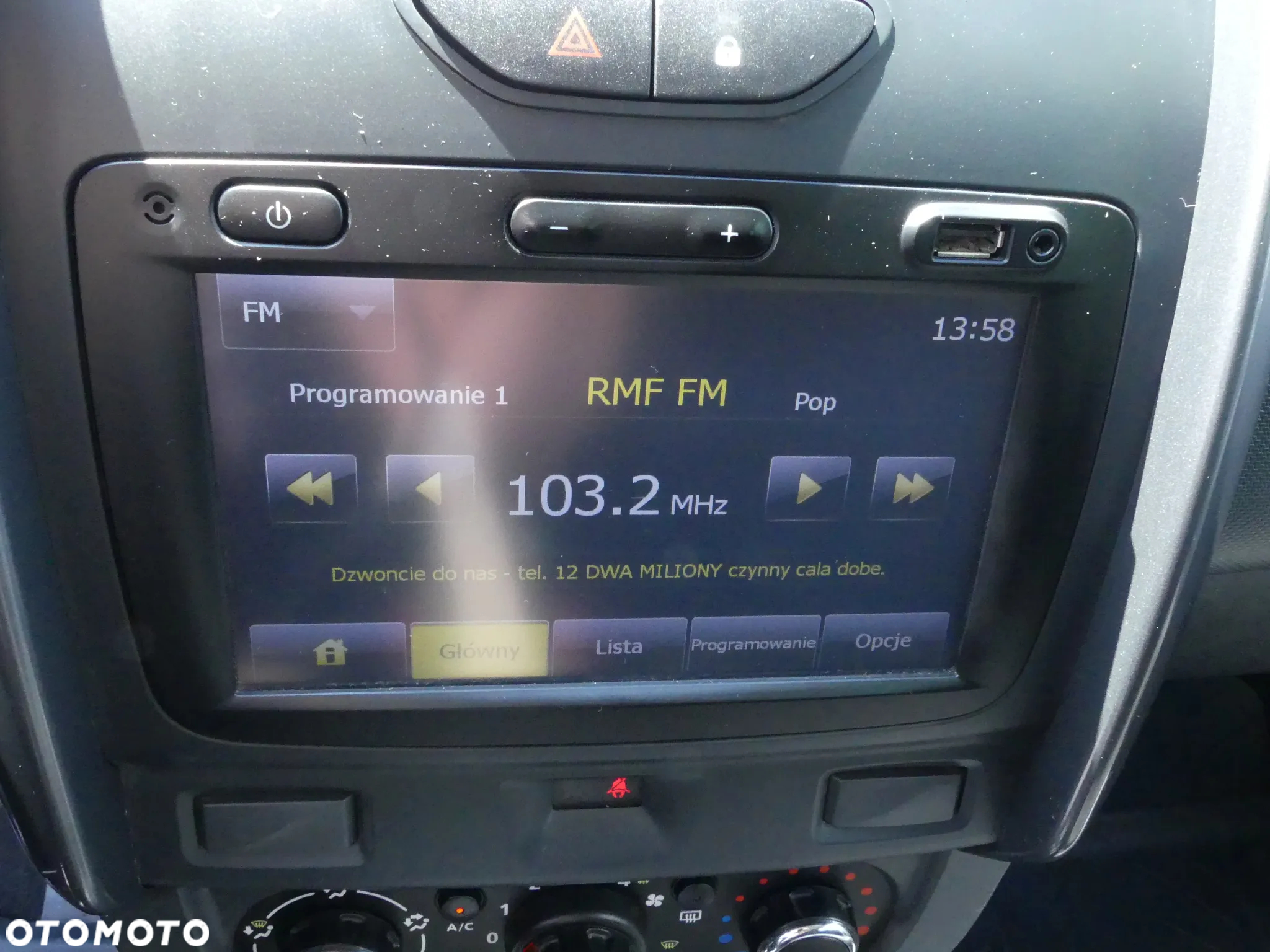Dacia Duster 1.6 Laureate 4x4 - 29