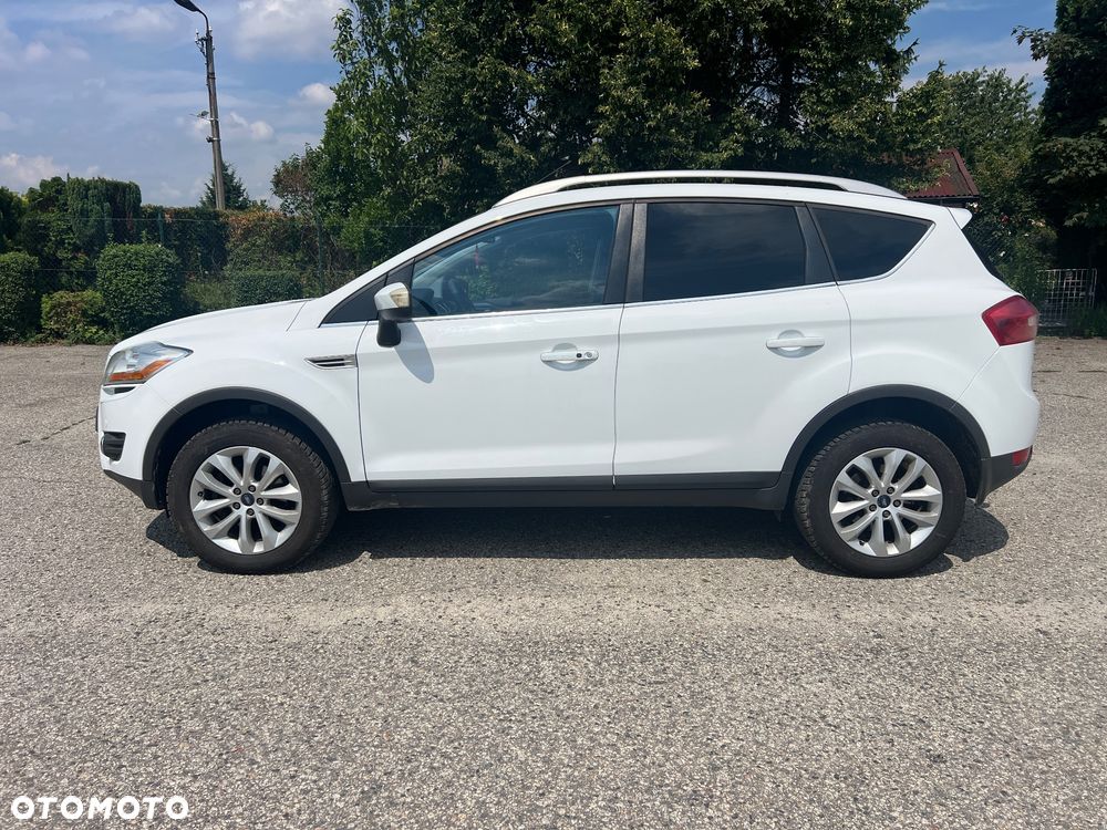 Ford Kuga 2.0 TDCi 2x4 Titanium - 6