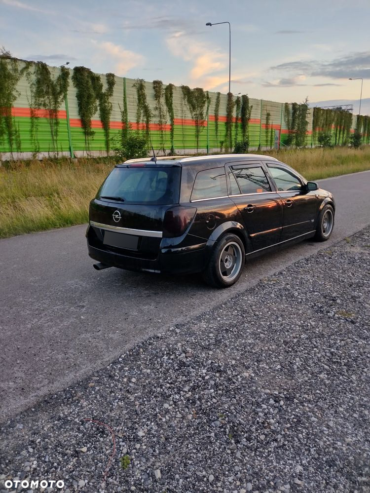 Opel Astra GTC 1.6 Turbo Edition - 5