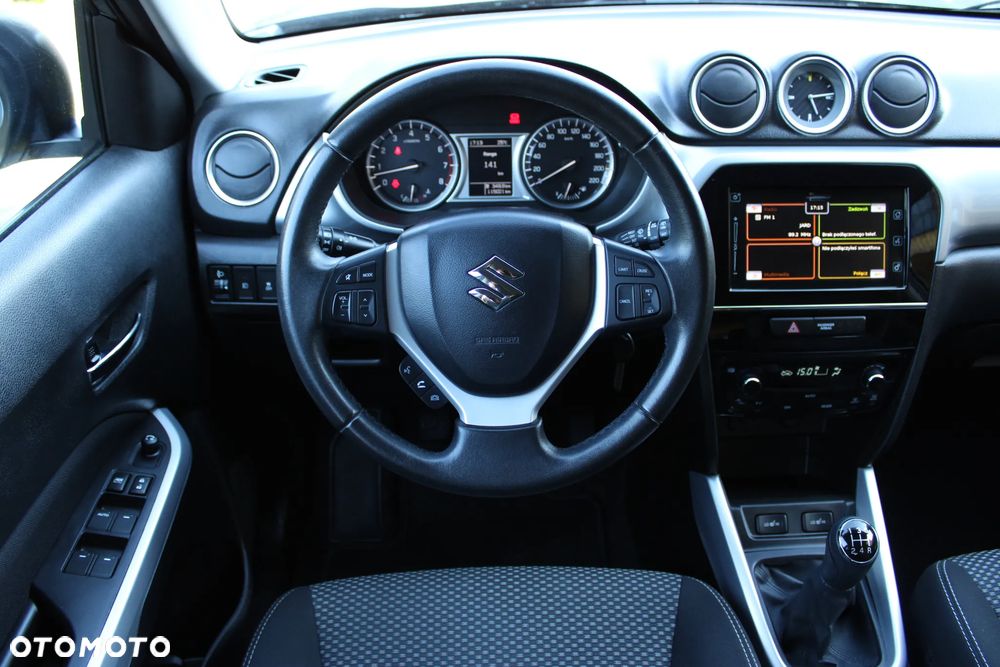 Suzuki Vitara 1.6 Premium 2WD - 21