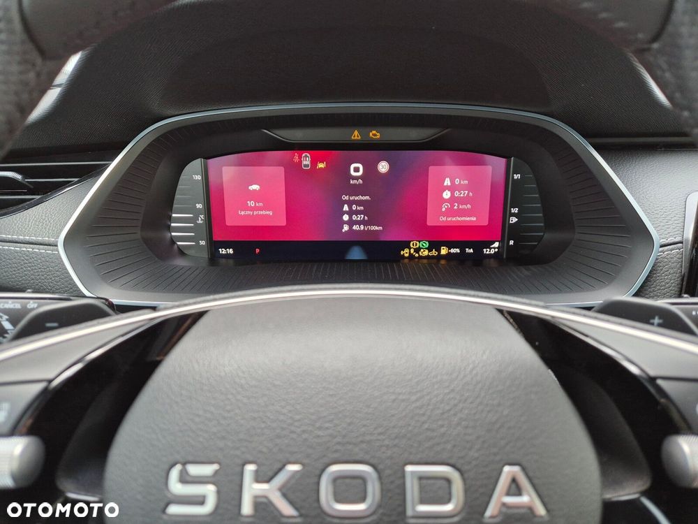 Skoda Octavia 2.0 TDI Sportline DSG - 25