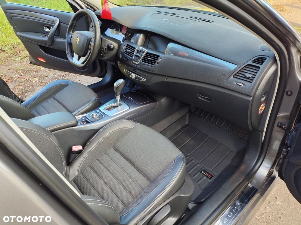 Renault Laguna 2.0 T Bose Edition - 15