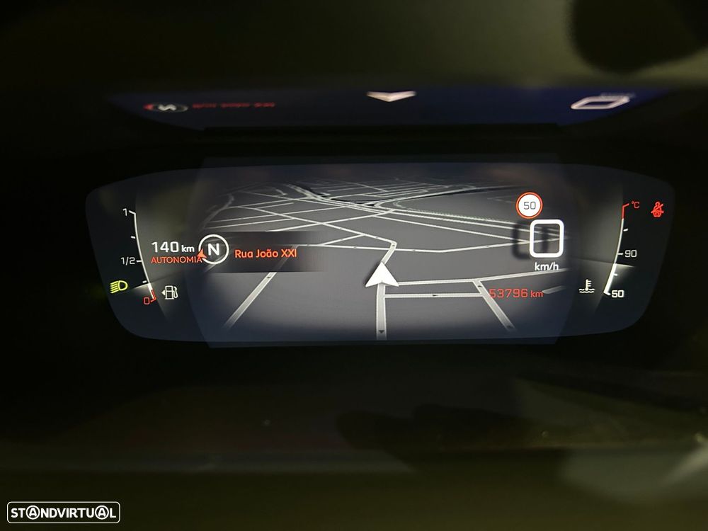 Peugeot 2008 1.2 PureTech Allure Pack - 23