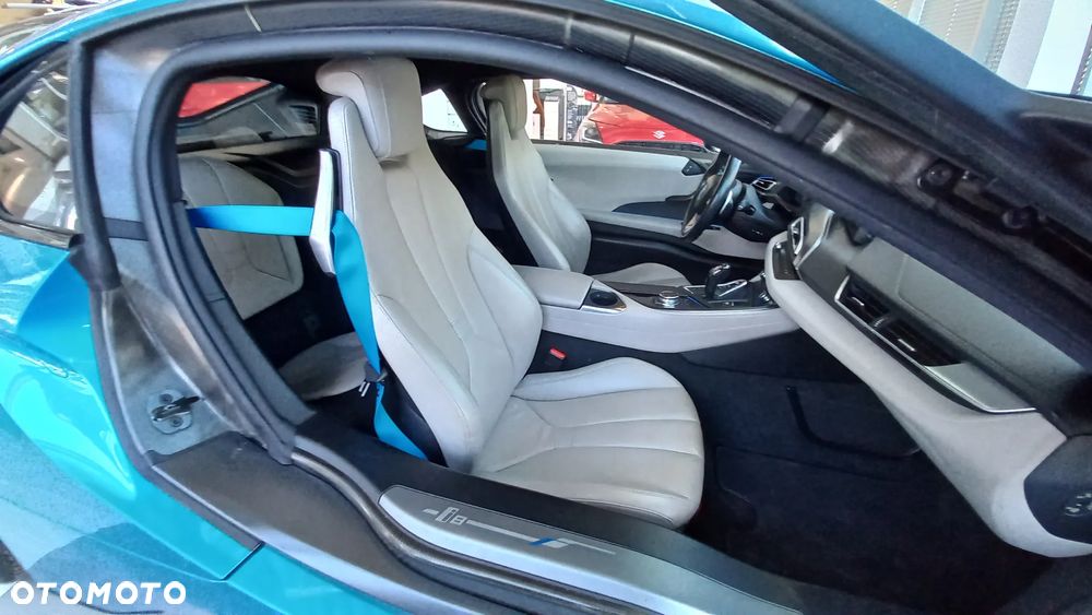 BMW i8 - 16
