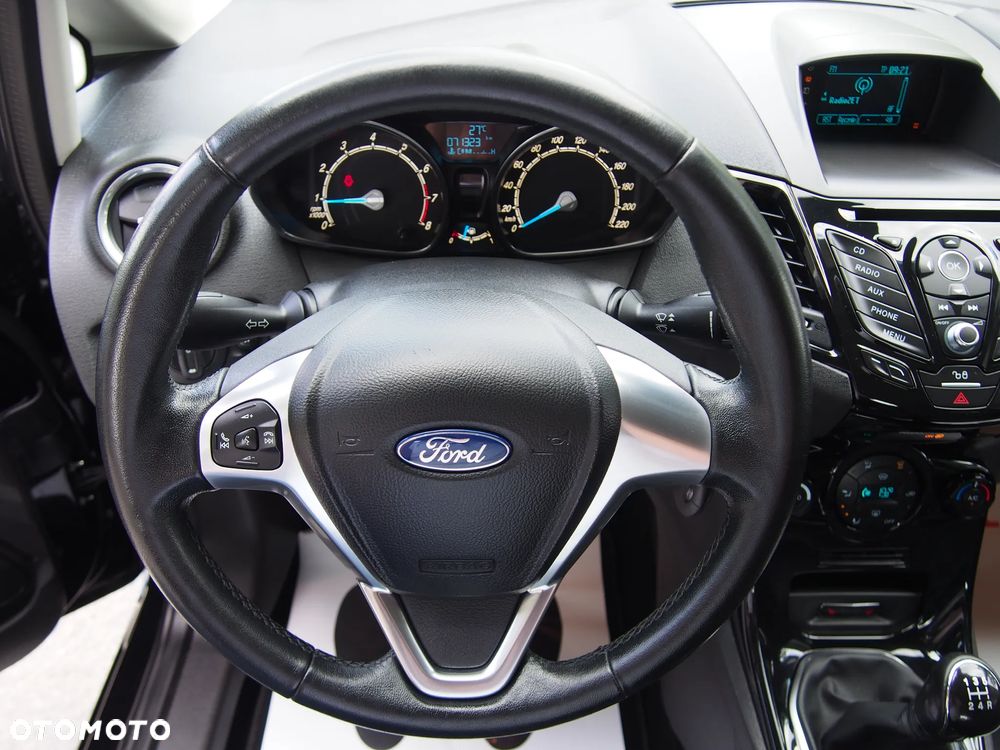 Ford Fiesta 1.0 EcoBoost STart-Stop Titanium - 20
