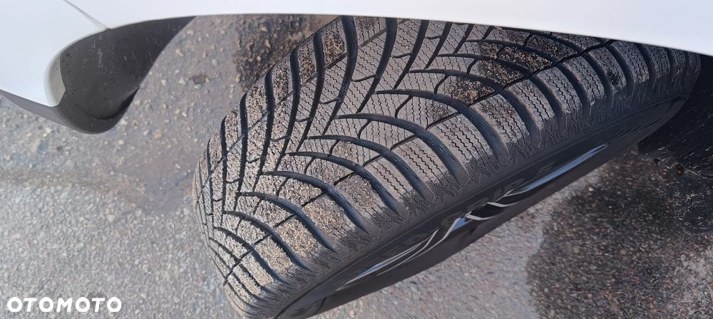 Dacia Duster 1.2 TCe Prestige - 29