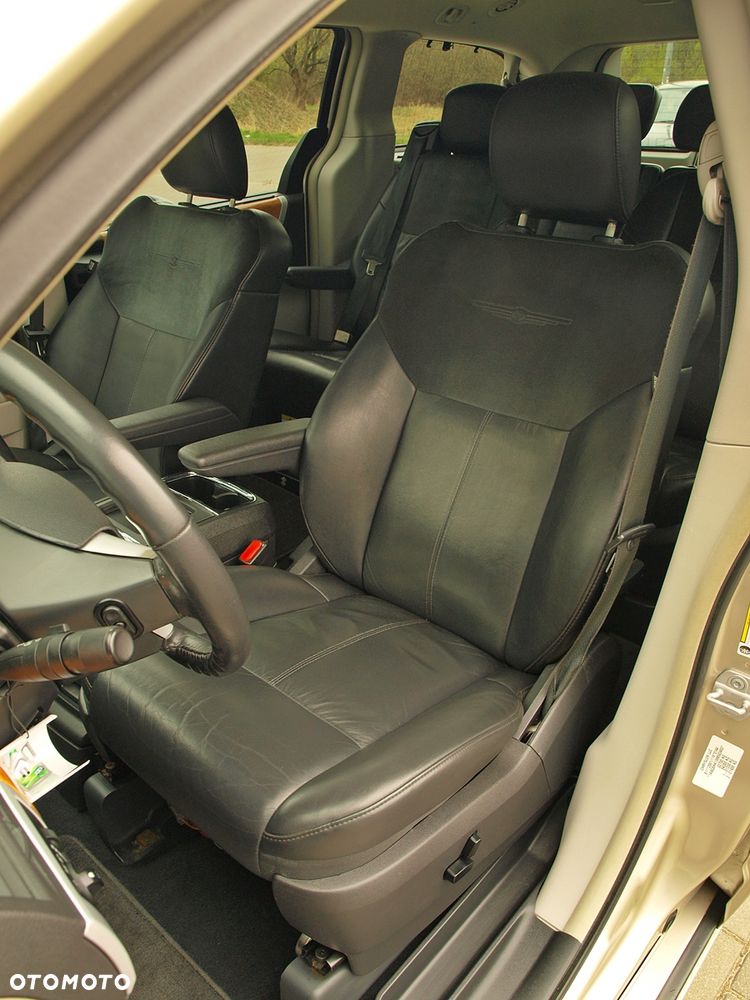 Chrysler Grand Voyager 3.8 V6 Limited - 18