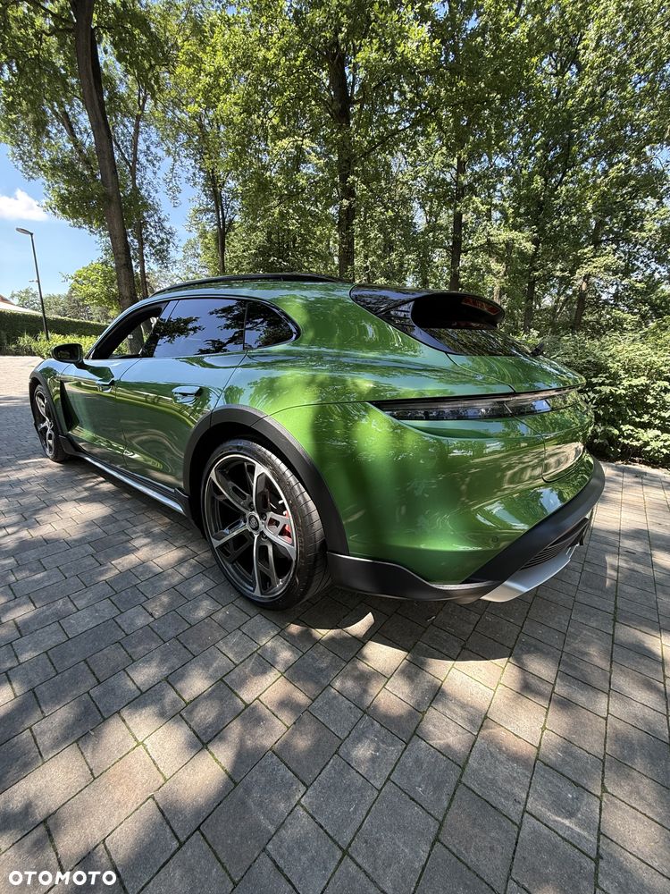 Porsche Taycan - 3