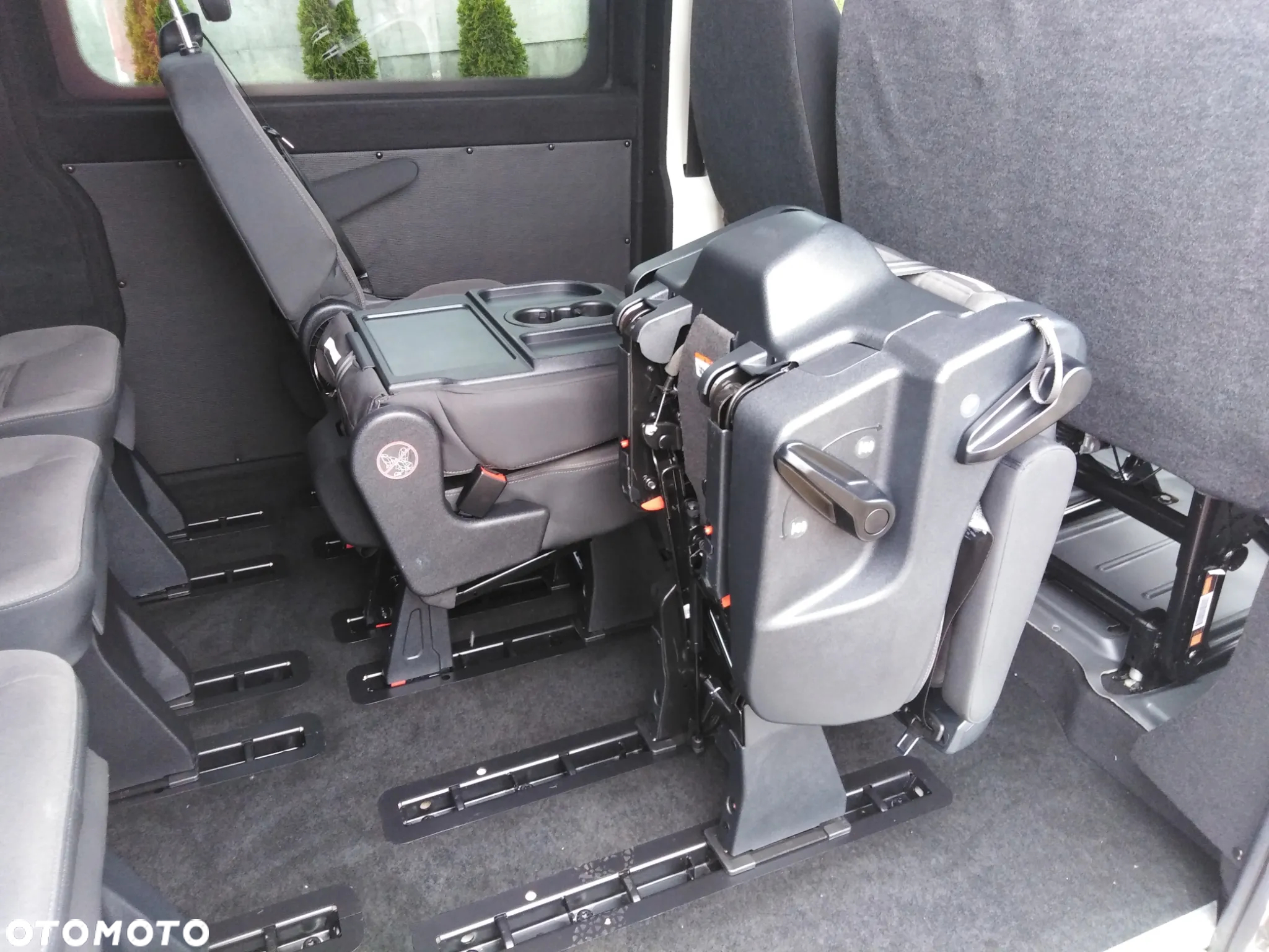 Volkswagen CRAFTER ZABUDOWA BRYGADOWA 6 7 9 OSÓB - 20