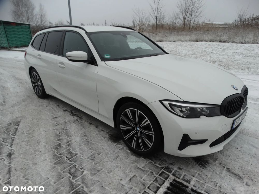 BMW Seria 3 318d Edition M Sport Shadow - 4