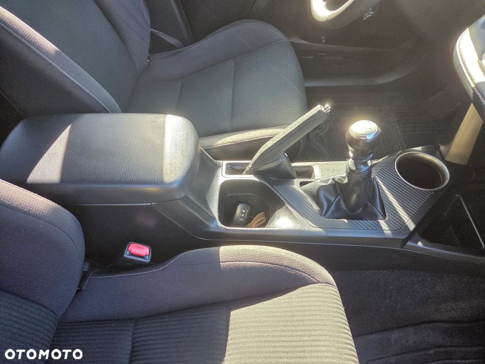 Toyota RAV4 2.0 Premium - 19